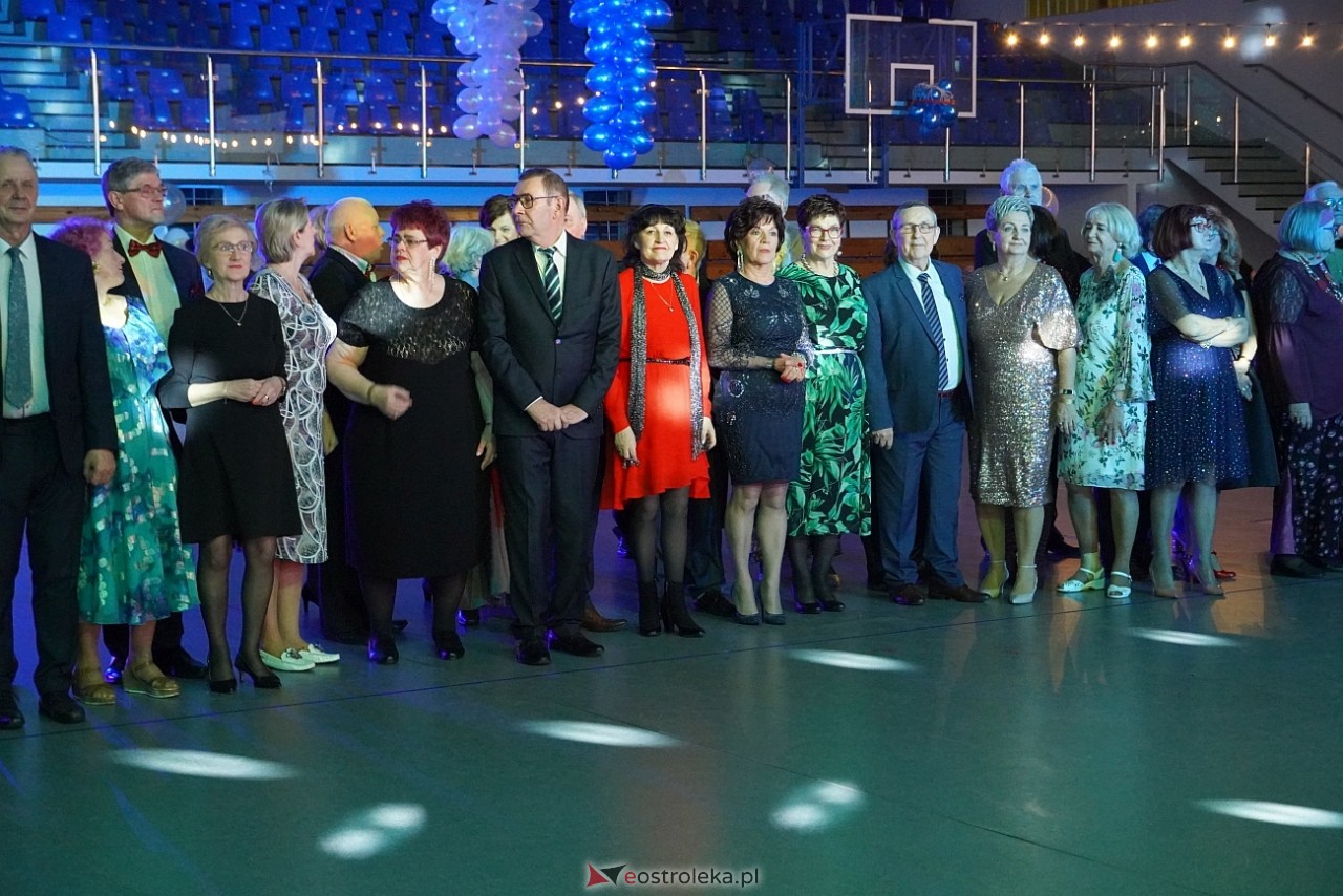 Wielki bal dla seniorów w Ostrołęce [21.02.2025] - zdjęcie #75 - eOstroleka.pl