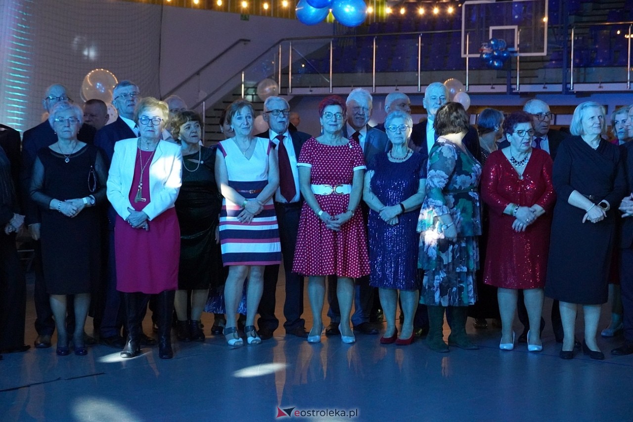 Wielki bal dla seniorów w Ostrołęce [21.02.2025] - zdjęcie #74 - eOstroleka.pl