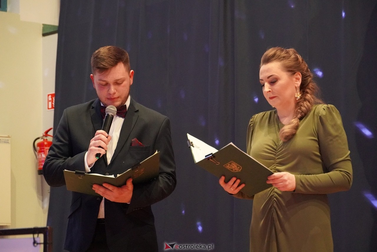 Wielki bal dla seniorów w Ostrołęce [21.02.2025] - zdjęcie #71 - eOstroleka.pl