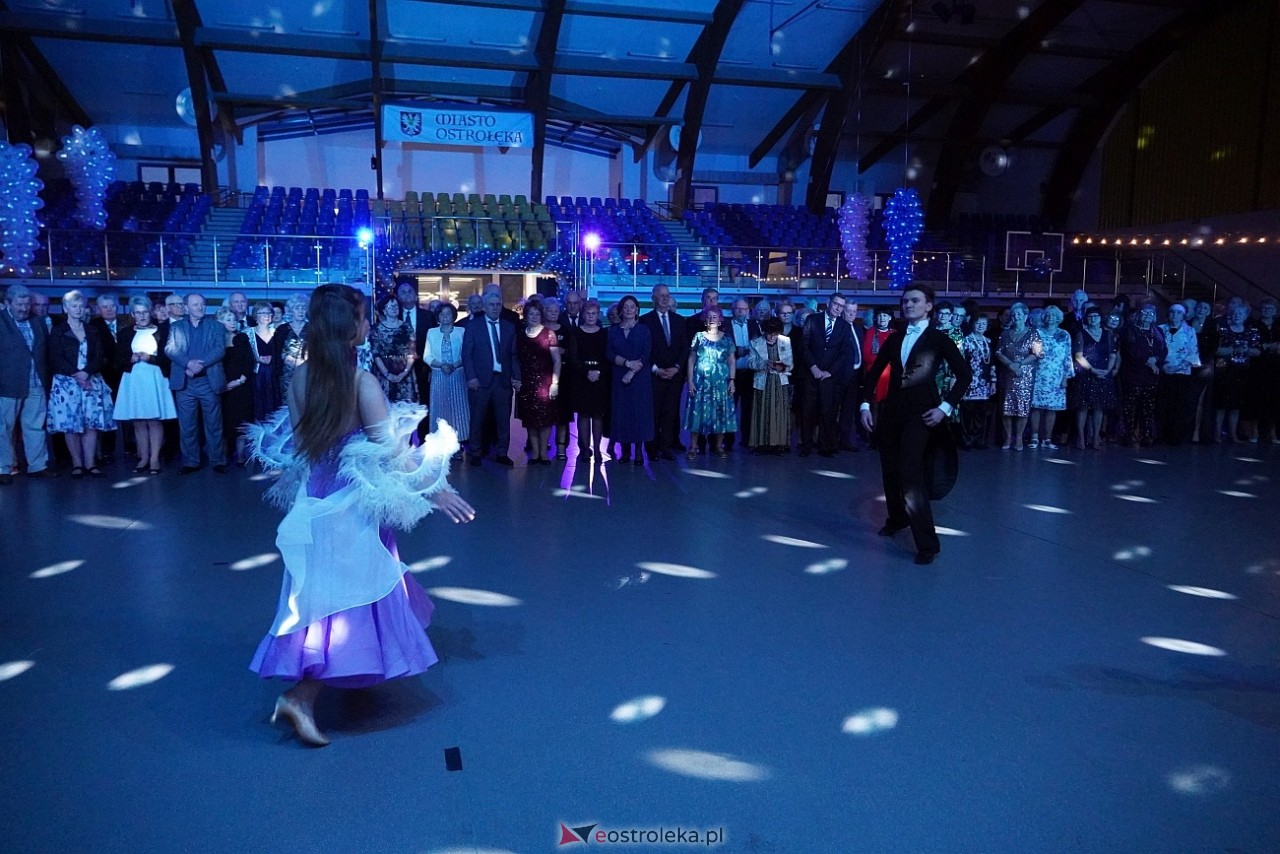 Wielki bal dla seniorów w Ostrołęce [21.02.2025] - zdjęcie #63 - eOstroleka.pl