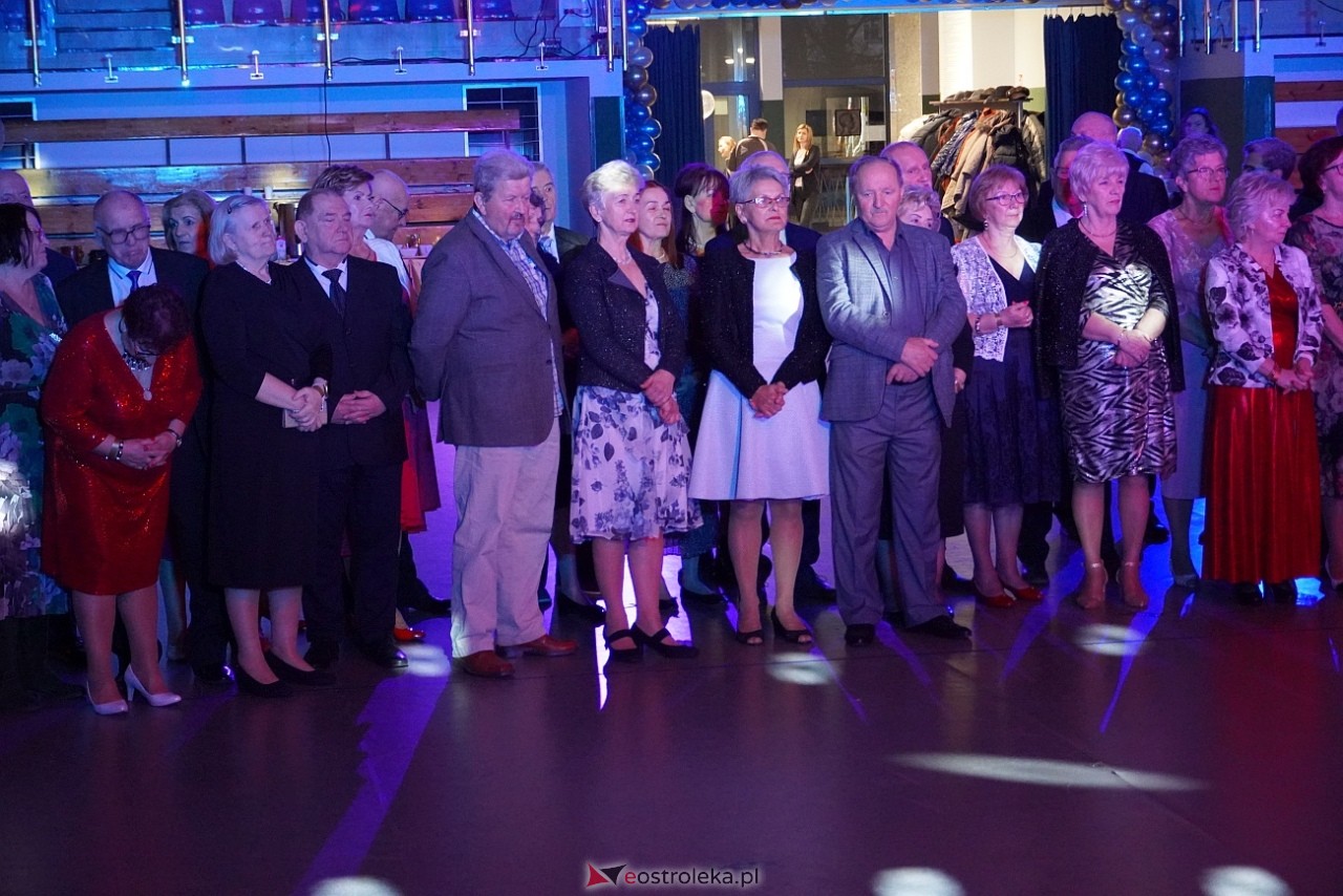 Wielki bal dla seniorów w Ostrołęce [21.02.2025] - zdjęcie #56 - eOstroleka.pl