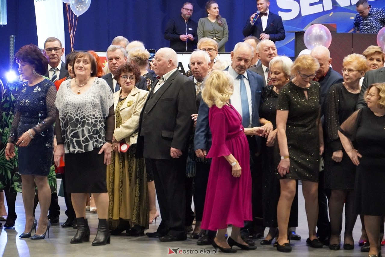 Wielki bal dla seniorów w Ostrołęce [21.02.2025] - zdjęcie #46 - eOstroleka.pl
