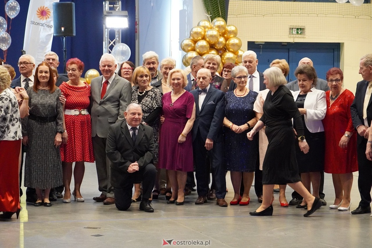 Wielki bal dla seniorów w Ostrołęce [21.02.2025] - zdjęcie #44 - eOstroleka.pl