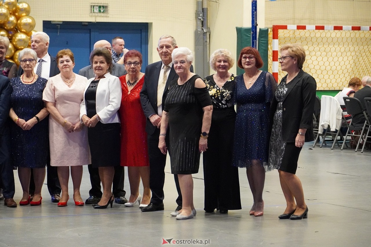 Wielki bal dla seniorów w Ostrołęce [21.02.2025] - zdjęcie #41 - eOstroleka.pl