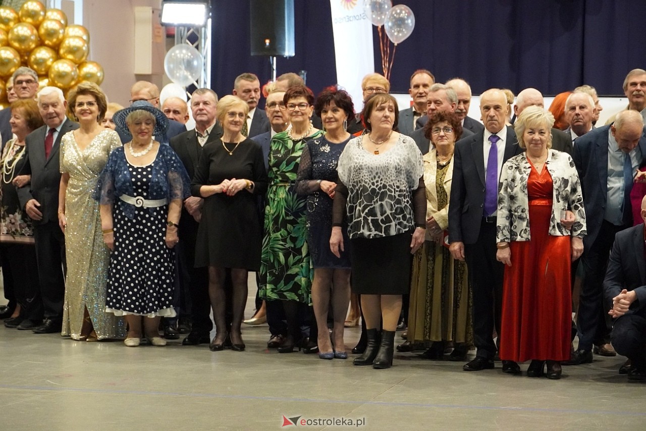 Wielki bal dla seniorów w Ostrołęce [21.02.2025] - zdjęcie #37 - eOstroleka.pl