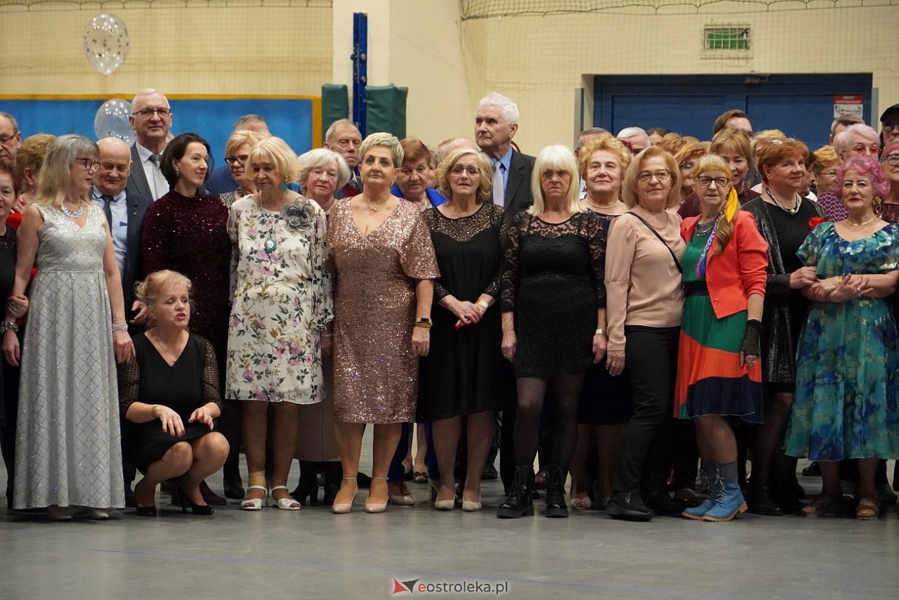 Wielki bal dla seniorów w Ostrołęce [21.02.2025] - zdjęcie #34 - eOstroleka.pl