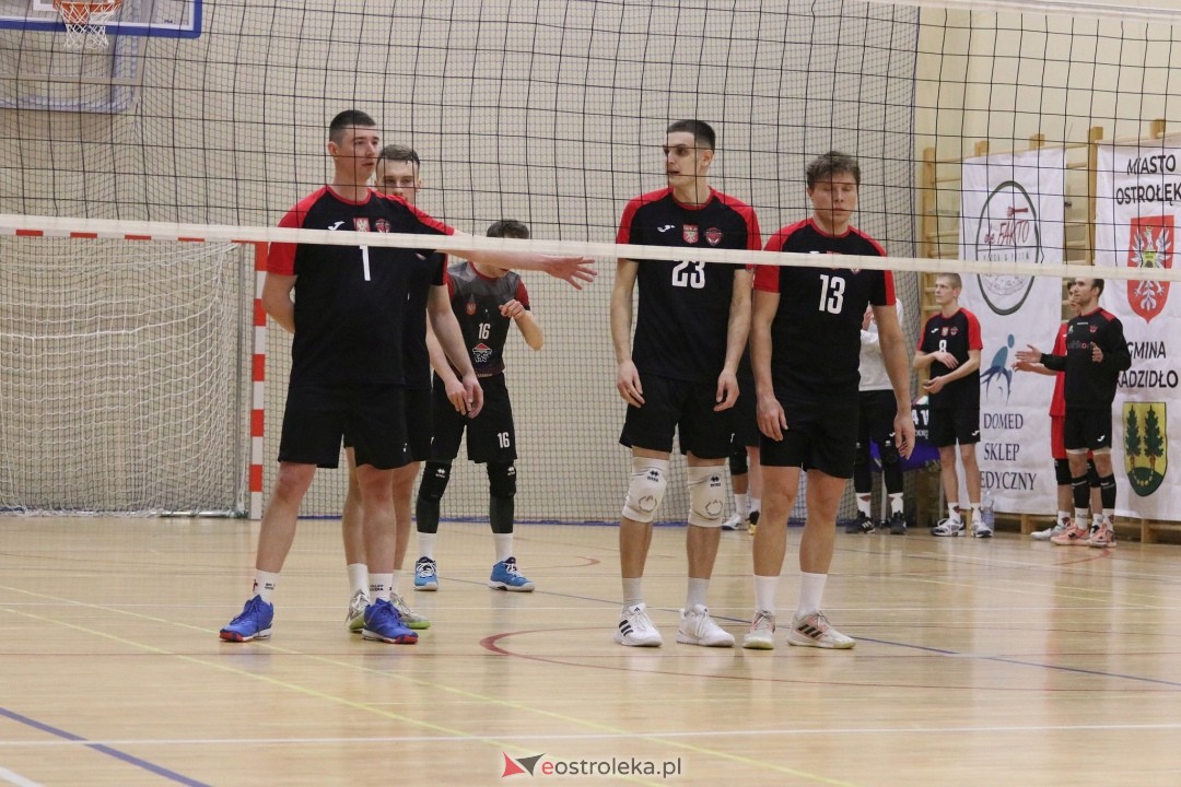 SPS Volley Ostrołęka - Peterstar Szydłowiec [22.02.2025] - zdjęcie #40 - eOstroleka.pl
