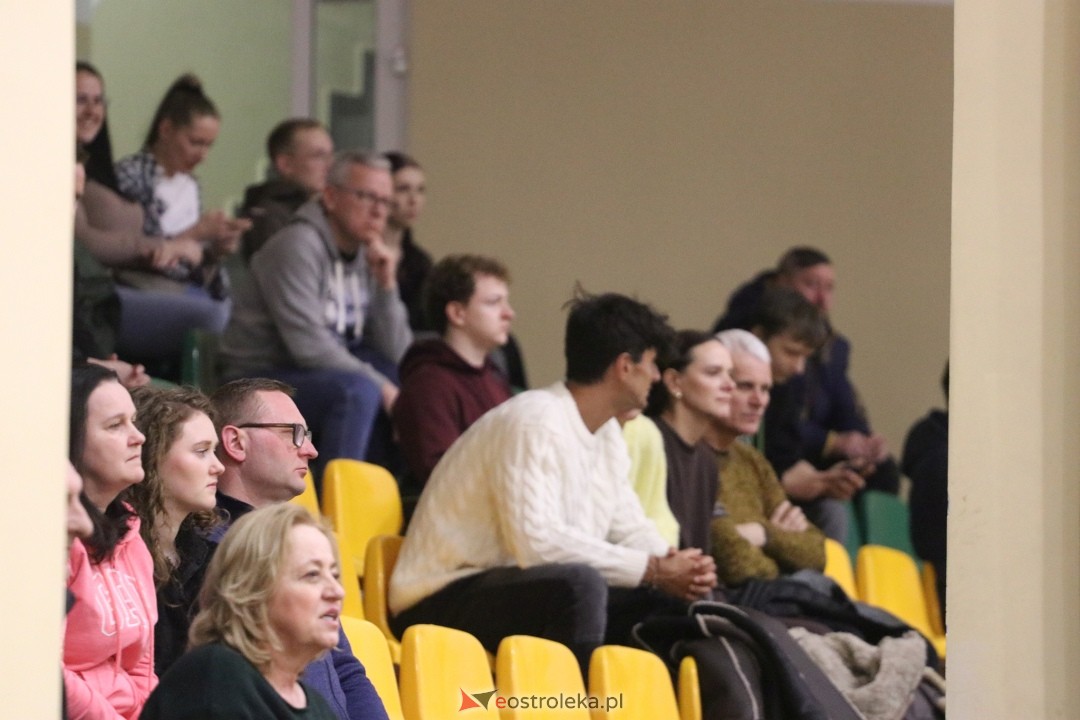 SPS Volley Ostrołęka - Peterstar Szydłowiec [22.02.2025] - zdjęcie #15 - eOstroleka.pl