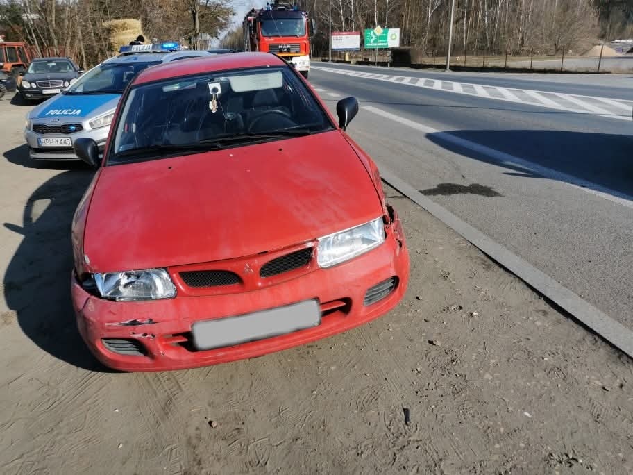 Kolizja na Warszawskiej w Ostrołęce [22.02.2025] - zdjęcie #4 - eOstroleka.pl
