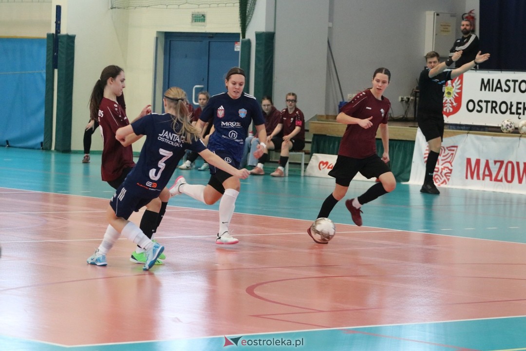 Mistrzostwa Mazowsza w futsalu U15 [23.02.2025] - zdjęcie #31 - eOstroleka.pl