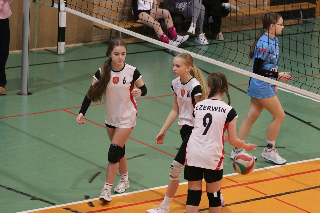 Festiwal siatkówki w Ostrołęce [23.02.2025] - zdjęcie #37 - eOstroleka.pl