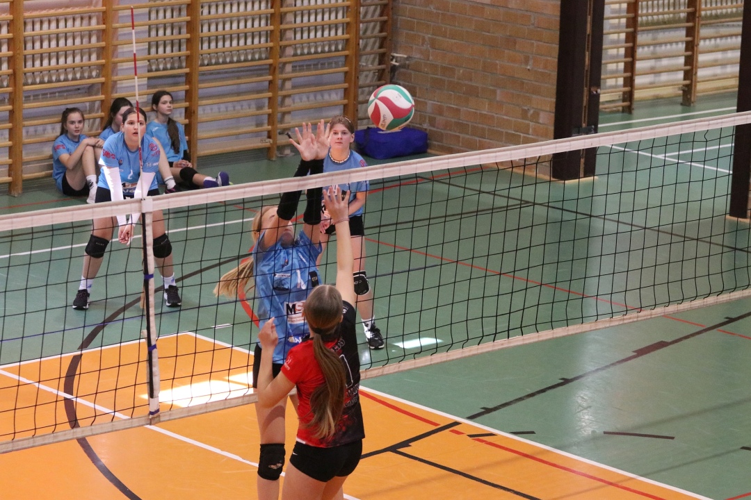 Festiwal siatkówki w Ostrołęce [23.02.2025] - zdjęcie #34 - eOstroleka.pl