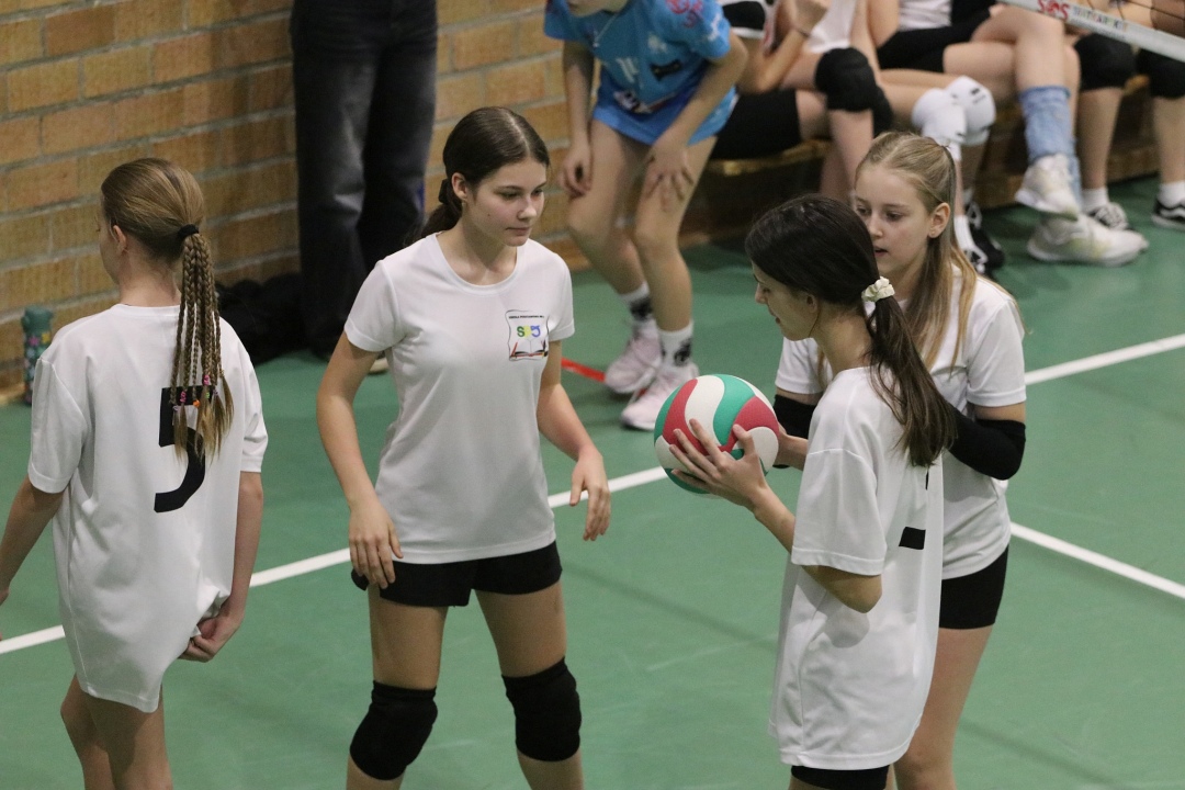 Festiwal siatkówki w Ostrołęce [23.02.2025] - zdjęcie #17 - eOstroleka.pl