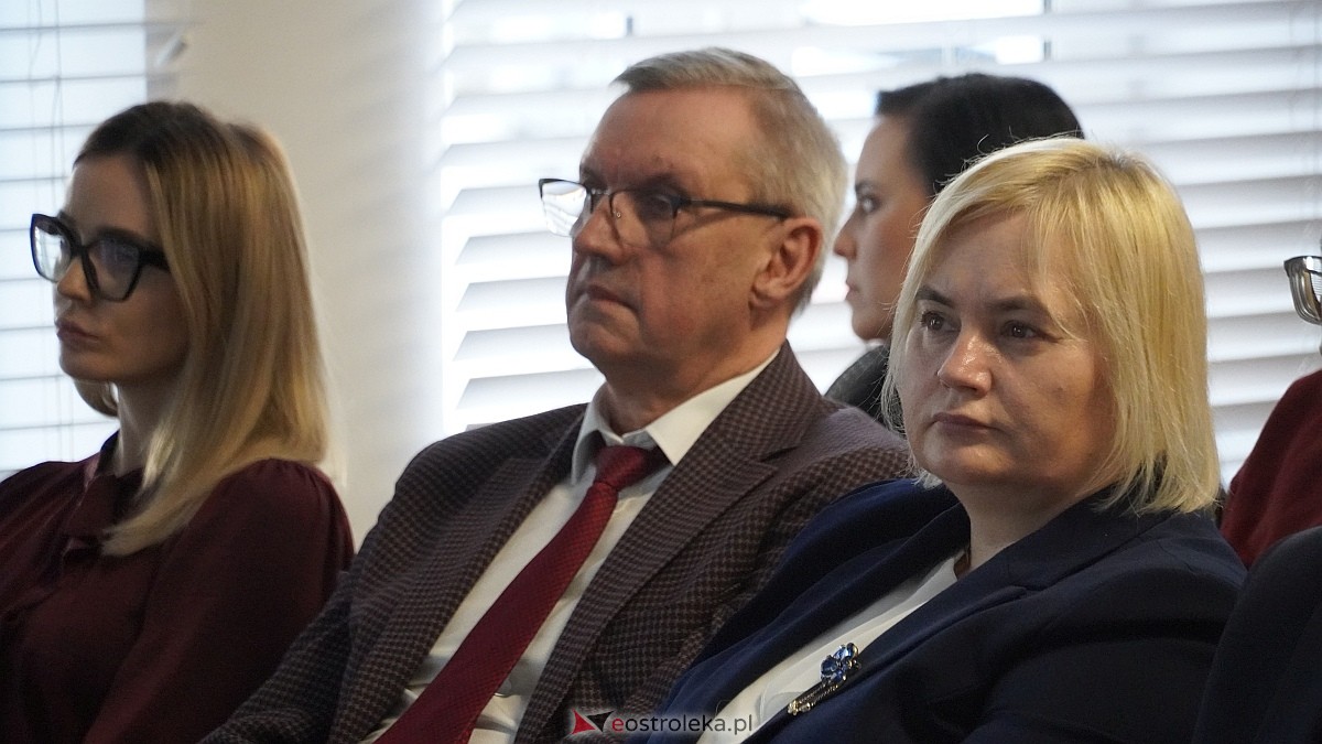 Konferencja Zielone programy wsparcia dla samorządów w Ostrołęce [24.02.2025] - zdjęcie #16 - eOstroleka.pl