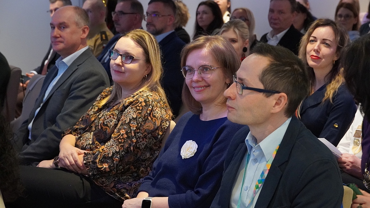 Konferencja Aktualne potrzeby rynku pracy i zatrudnienia cudzoziemców w Ostrołęce [25.02.2025] - zdjęcie #47 - eOstroleka.pl