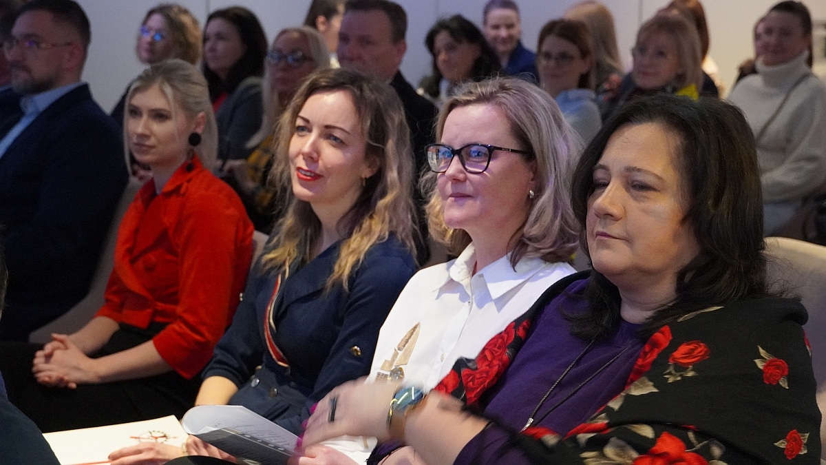 Konferencja Aktualne potrzeby rynku pracy i zatrudnienia cudzoziemców w Ostrołęce [25.02.2025] - zdjęcie #46 - eOstroleka.pl