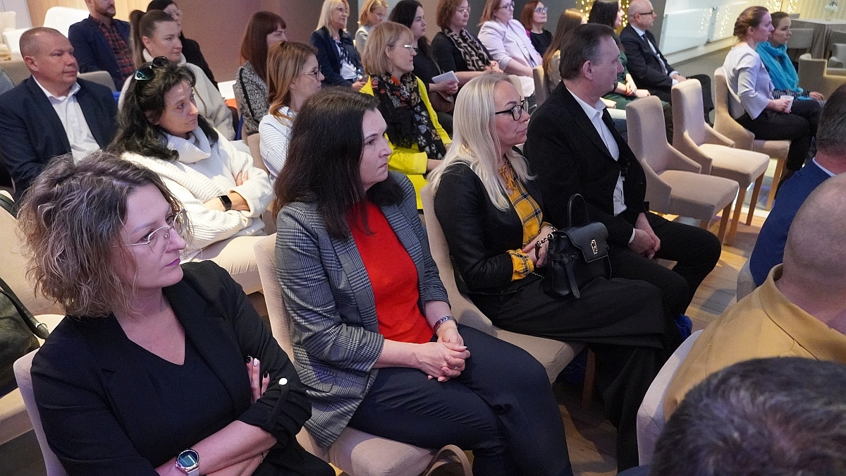 Konferencja Aktualne potrzeby rynku pracy i zatrudnienia cudzoziemców w Ostrołęce [25.02.2025] - zdjęcie #35 - eOstroleka.pl