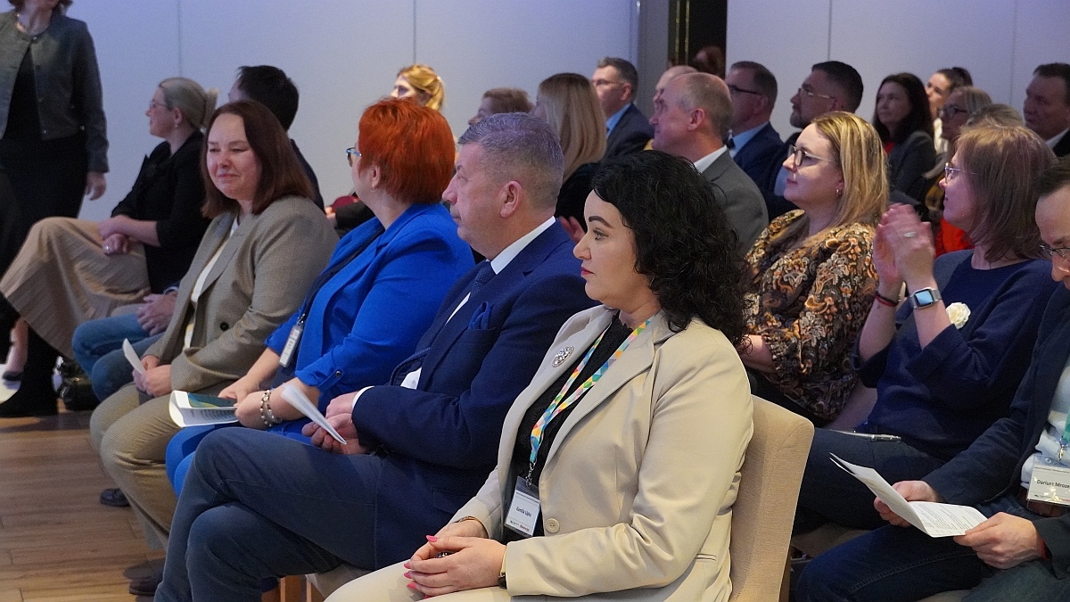 Konferencja Aktualne potrzeby rynku pracy i zatrudnienia cudzoziemców w Ostrołęce [25.02.2025] - zdjęcie #26 - eOstroleka.pl