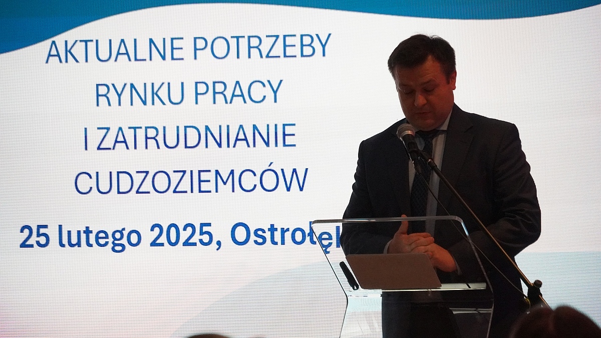 Konferencja Aktualne potrzeby rynku pracy i zatrudnienia cudzoziemców w Ostrołęce [25.02.2025] - zdjęcie #3 - eOstroleka.pl