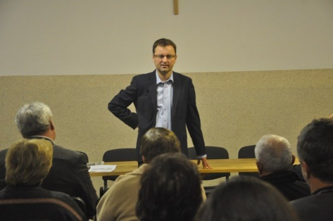 Spotkanie Arkadiusza Czartoryskiego i Roberta Mamątowa z mieszkańcami Daniszewa (10.IX.2011) - zdjęcie #18 - eOstroleka.pl