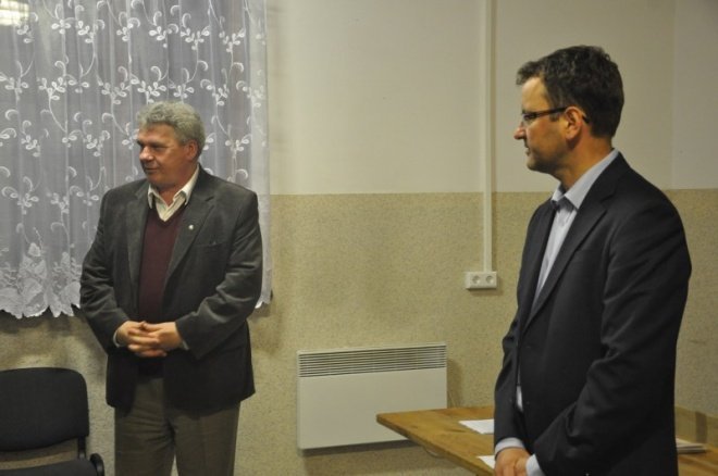Spotkanie Arkadiusza Czartoryskiego i Roberta Mamątowa z mieszkańcami Daniszewa (10.IX.2011) - zdjęcie #26 - eOstroleka.pl