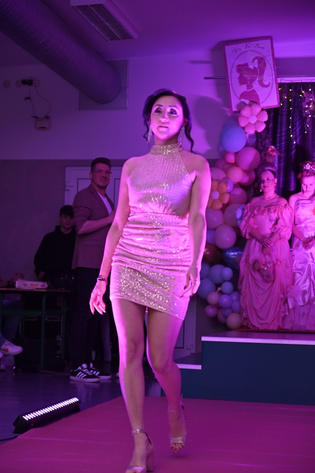 Festiwal Fryzjerstwa Artystycznego w ZSZ nr 2 [26.02.2025] - zdjęcie #39 - eOstroleka.pl