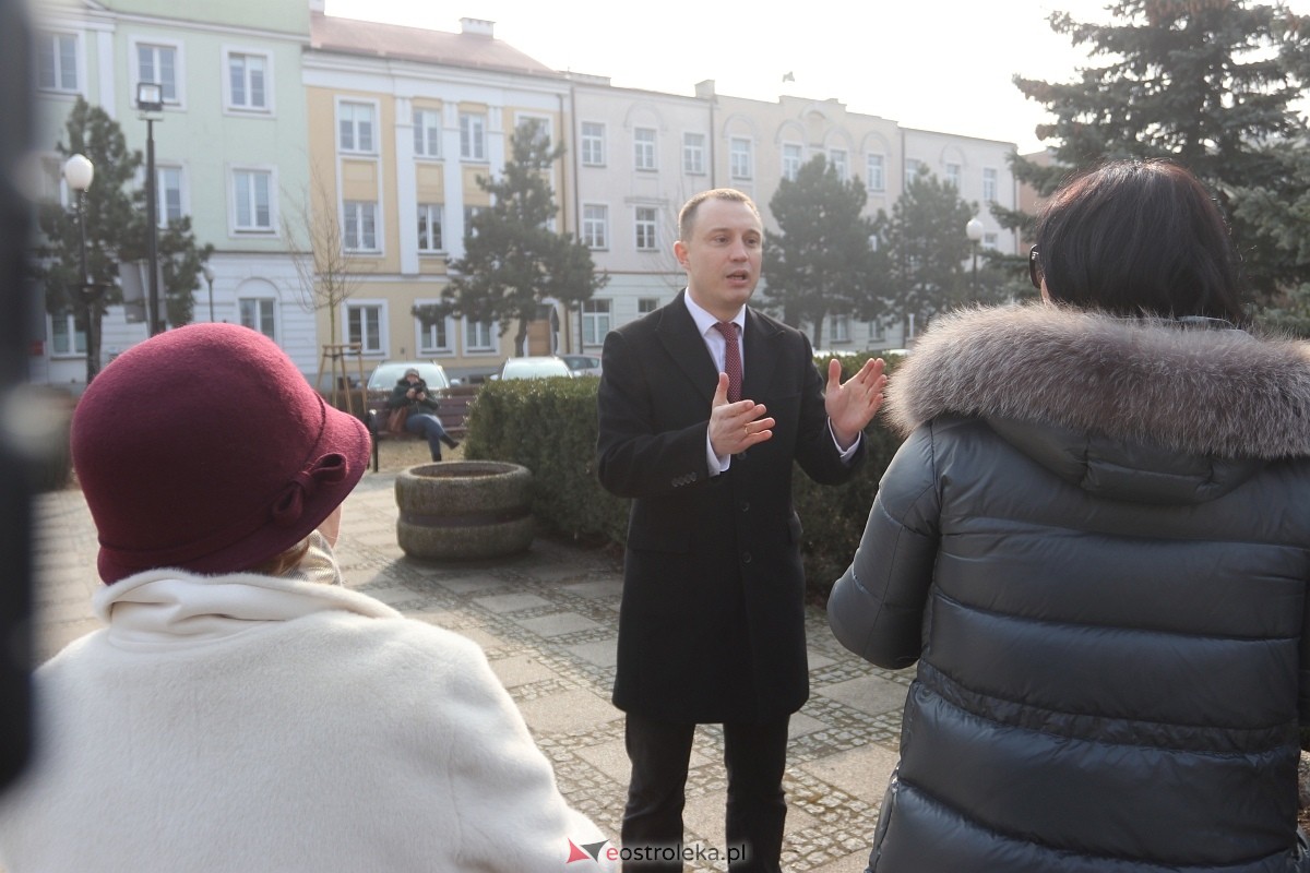 Konferencja Konferedacji w sprawie Centrum Integracji Cudzoziemców [26.02.2025] - zdjęcie #4 - eOstroleka.pl