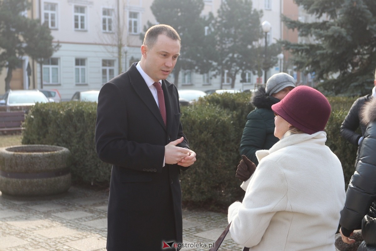 Konferencja Konferedacji w sprawie Centrum Integracji Cudzoziemców [26.02.2025] - zdjęcie #3 - eOstroleka.pl