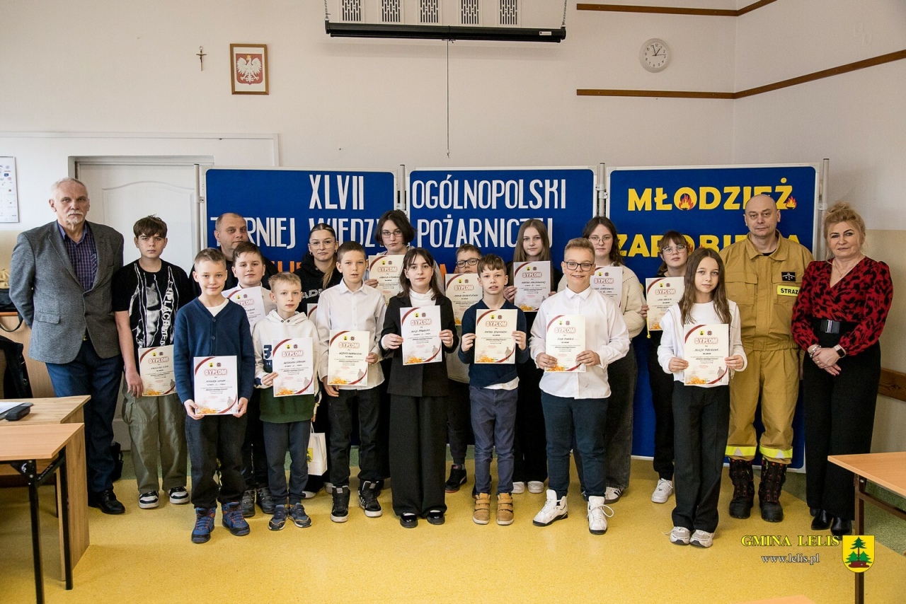 Eliminacje gminne XLVII Ogólnopolskiego Turnieju Wiedzy Pożarniczej „MŁODZIEŻ ZAPOBIEGA POŻAROM” w Lelisie [25.02.2025] - zdjęcie #18 - eOstroleka.pl