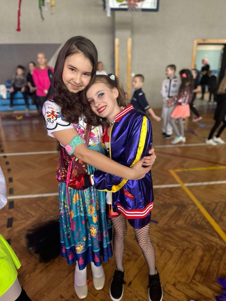 Bal karnawałowy w SP 10 w Ostrołęce  - zdjęcie #44 - eOstroleka.pl