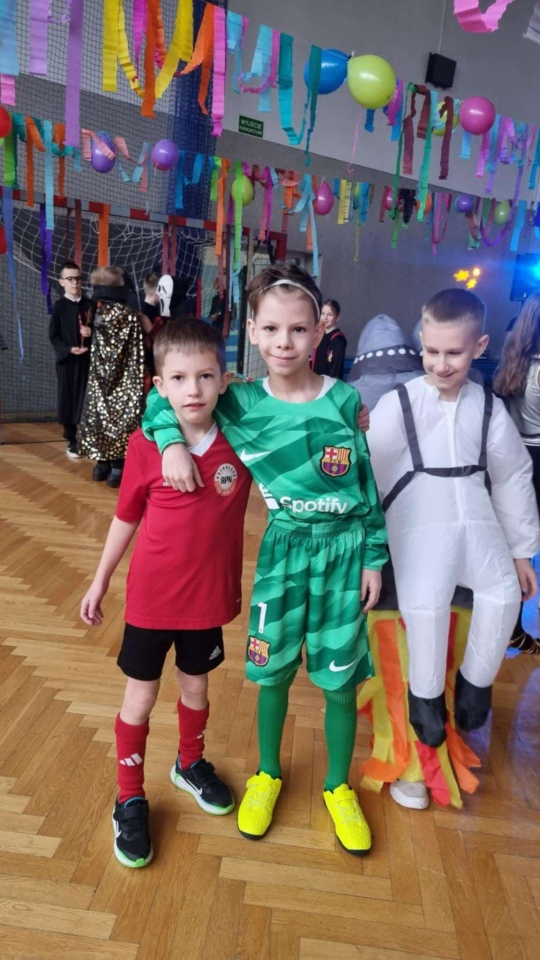 Bal karnawałowy w SP 10 w Ostrołęce  - zdjęcie #32 - eOstroleka.pl