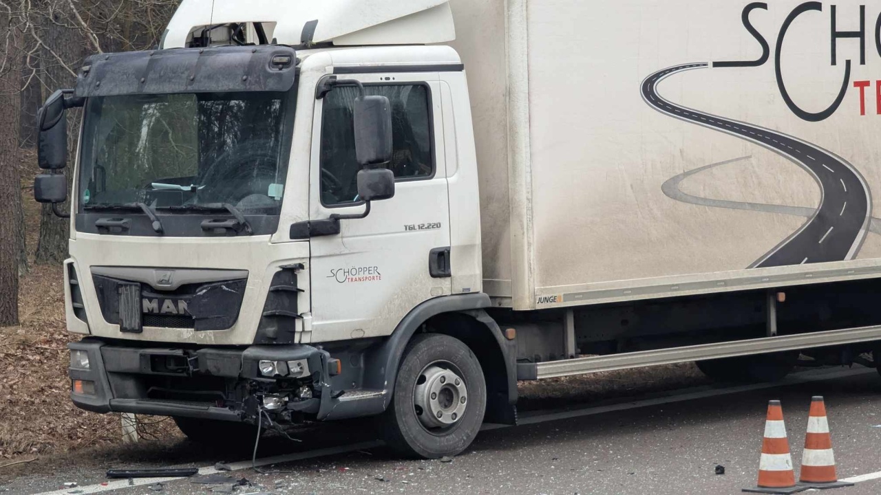 Wypadek w Żeraniu Małym [27.02.2025] - zdjęcie #3 - eOstroleka.pl
