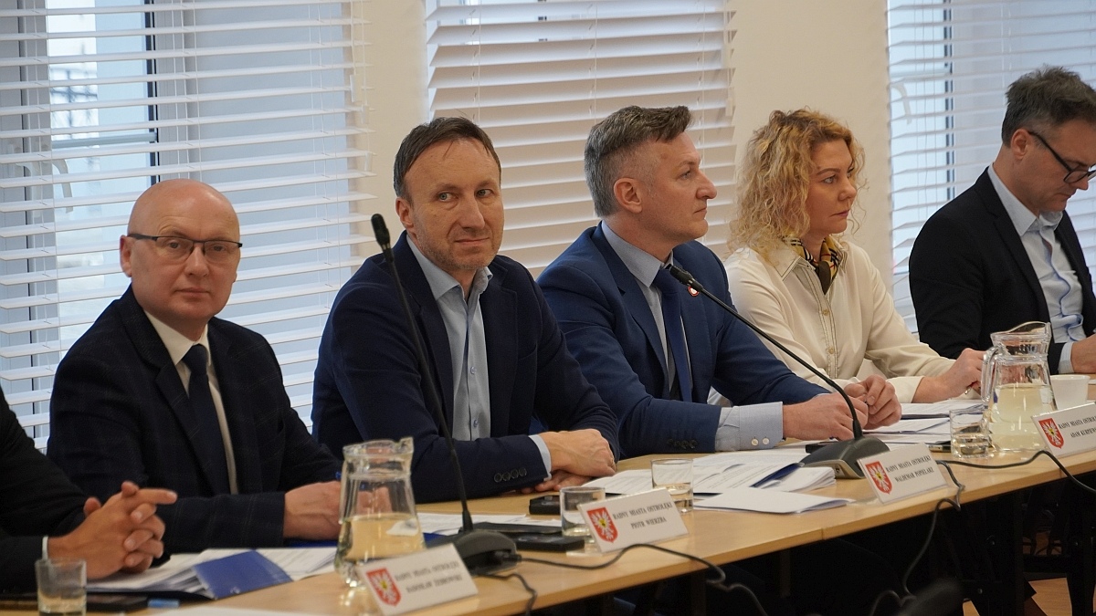 XX sesja Rady Miasta w Ostrołęce [27.02.2025] - zdjęcie #23 - eOstroleka.pl