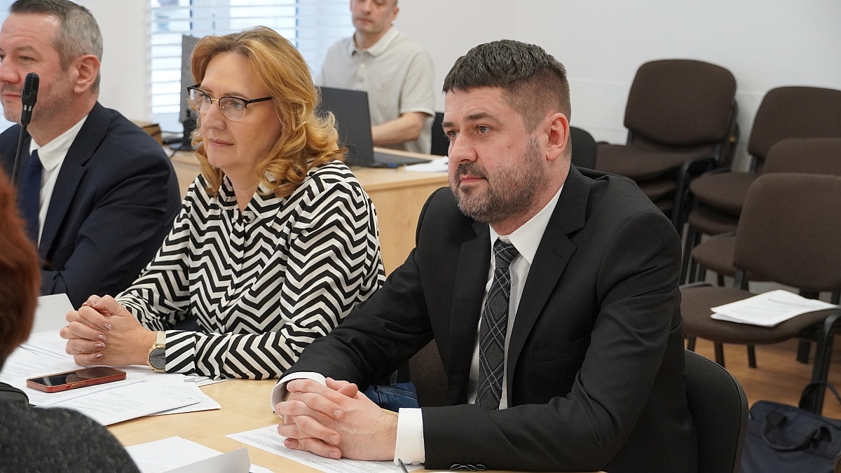 XX sesja Rady Miasta w Ostrołęce [27.02.2025] - zdjęcie #14 - eOstroleka.pl