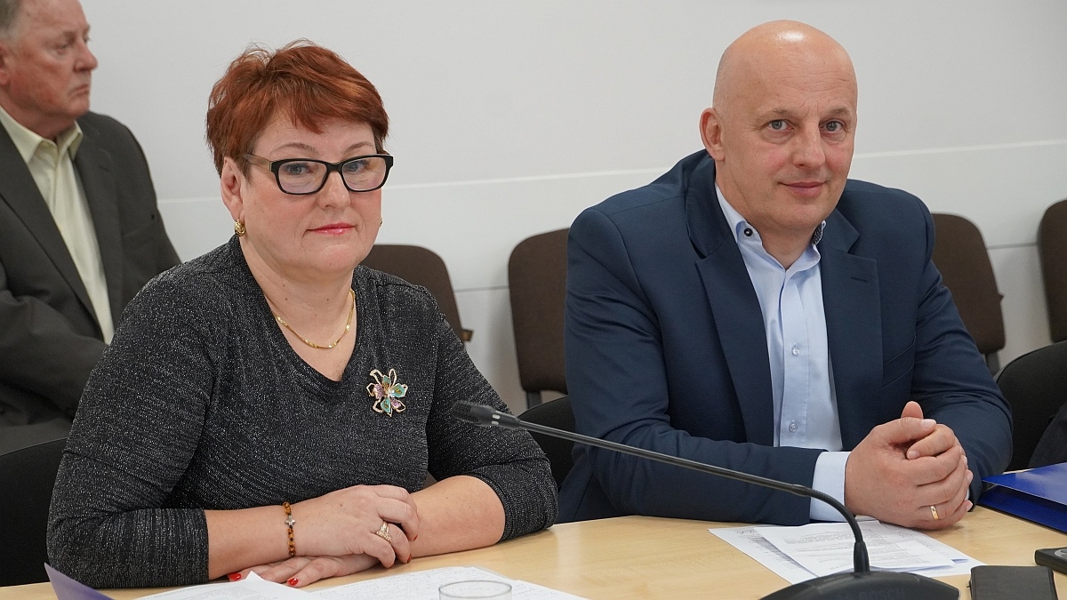 XX sesja Rady Miasta w Ostrołęce [27.02.2025] - zdjęcie #13 - eOstroleka.pl