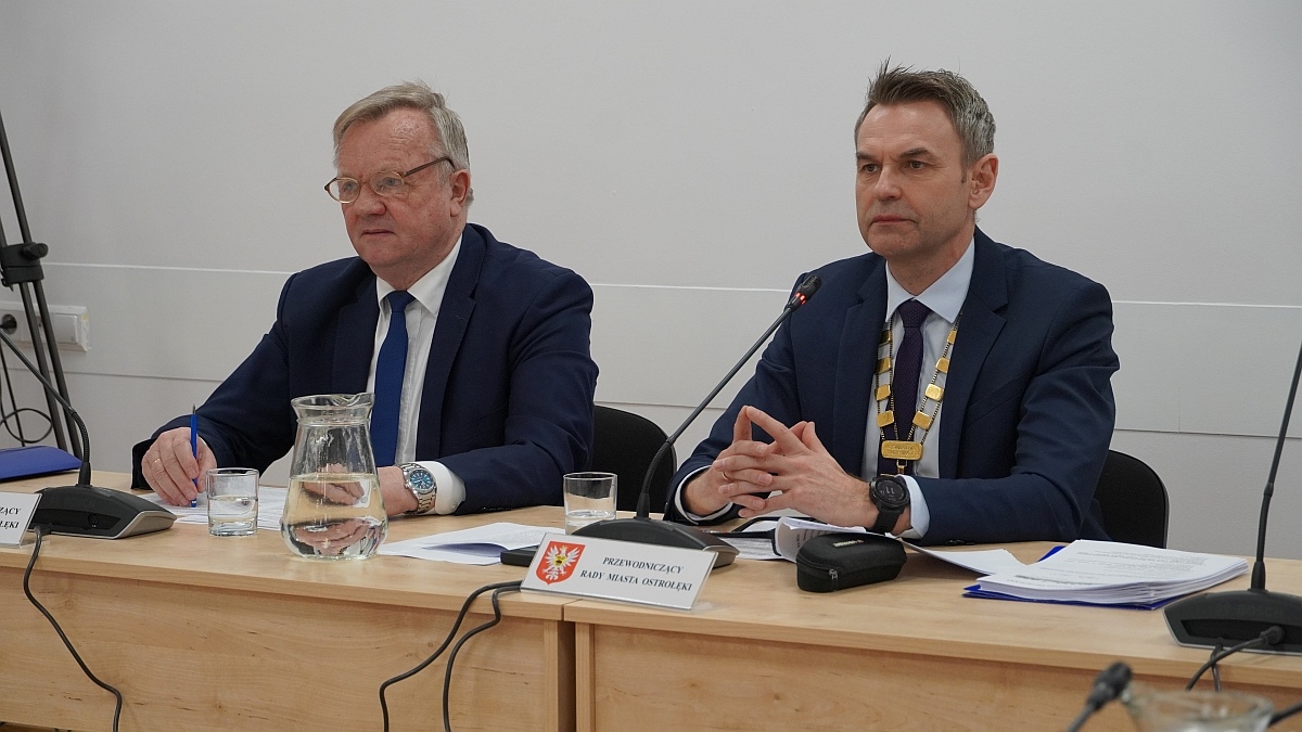 XX sesja Rady Miasta w Ostrołęce [27.02.2025] - zdjęcie #8 - eOstroleka.pl