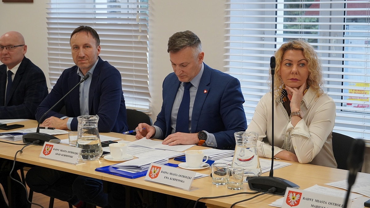 XX sesja Rady Miasta w Ostrołęce [27.02.2025] - zdjęcie #1 - eOstroleka.pl