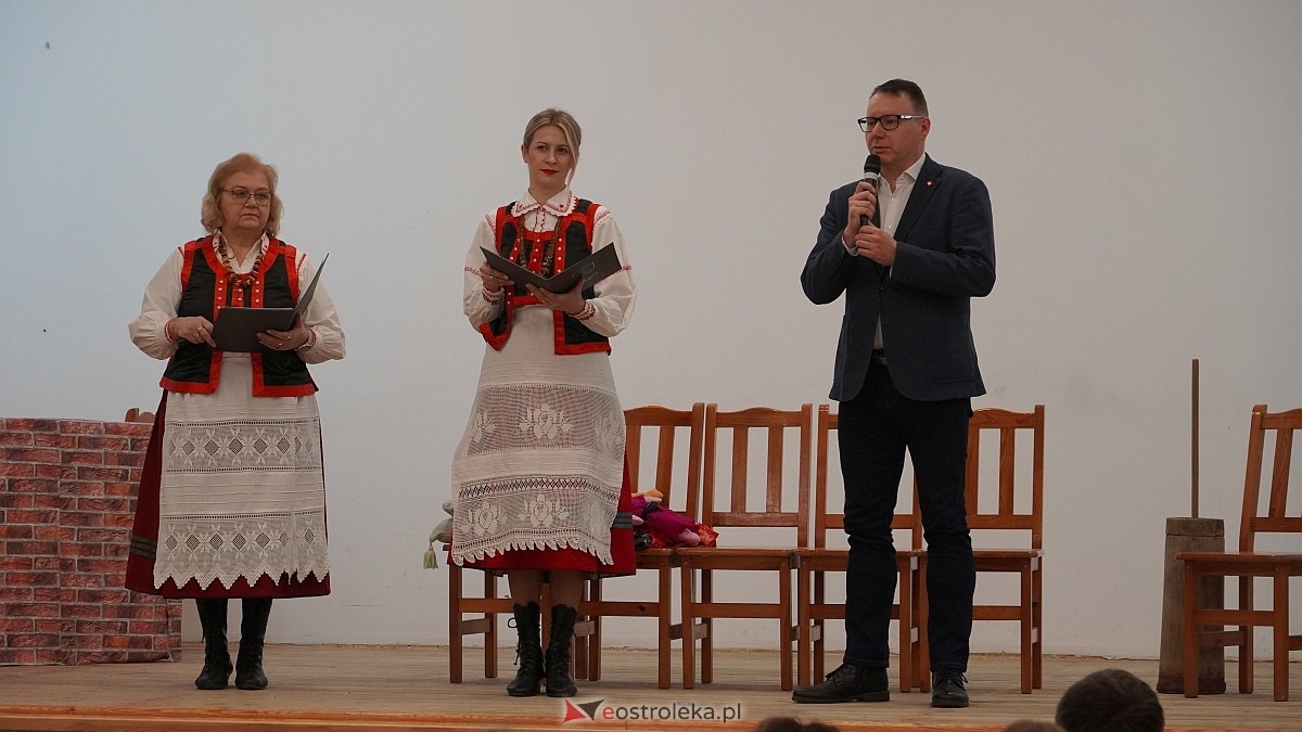 XIX przegląd folklorystyczny Darcie pierza [27.02.2025] - zdjęcie #84 - eOstroleka.pl