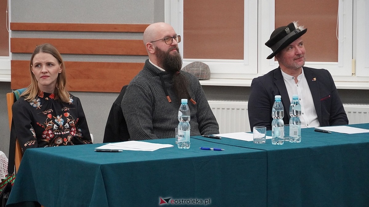 XIX przegląd folklorystyczny Darcie pierza [27.02.2025] - zdjęcie #76 - eOstroleka.pl