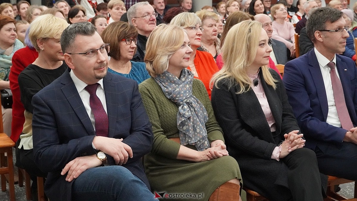 XIX przegląd folklorystyczny Darcie pierza [27.02.2025] - zdjęcie #75 - eOstroleka.pl