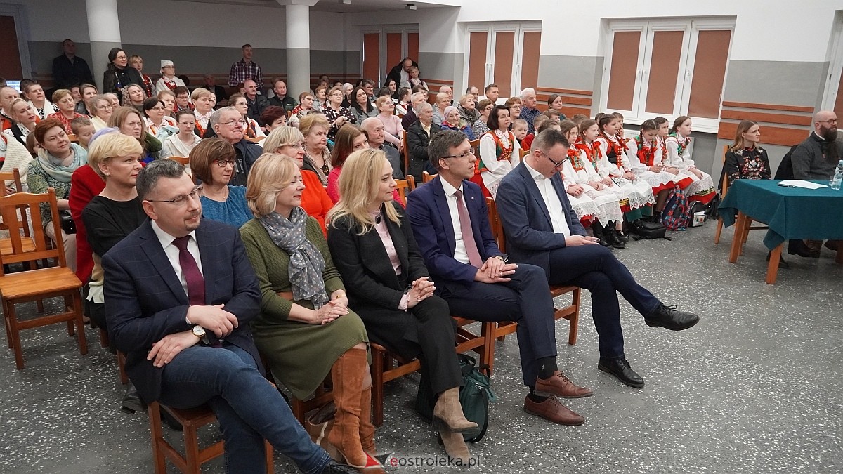 XIX przegląd folklorystyczny Darcie pierza [27.02.2025] - zdjęcie #72 - eOstroleka.pl