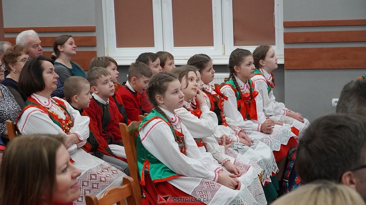 XIX przegląd folklorystyczny Darcie pierza [27.02.2025] - zdjęcie #63 - eOstroleka.pl