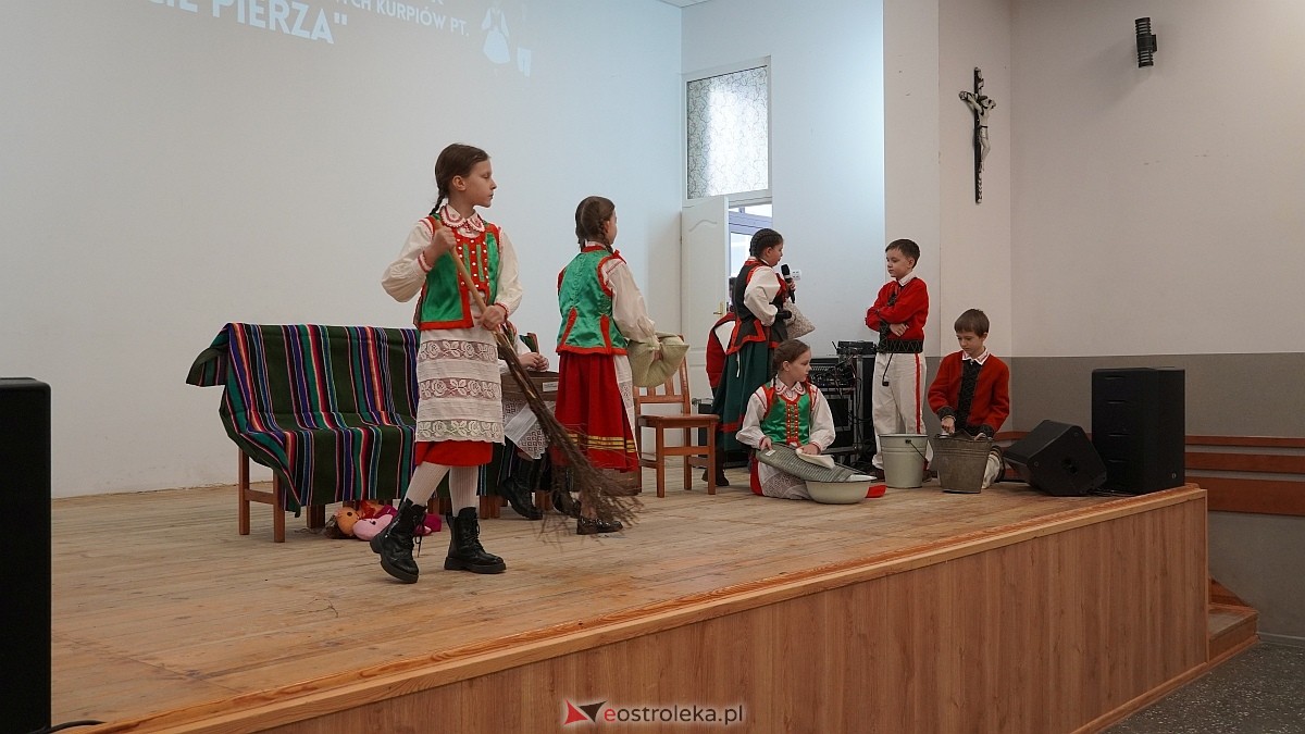 XIX przegląd folklorystyczny Darcie pierza [27.02.2025] - zdjęcie #50 - eOstroleka.pl