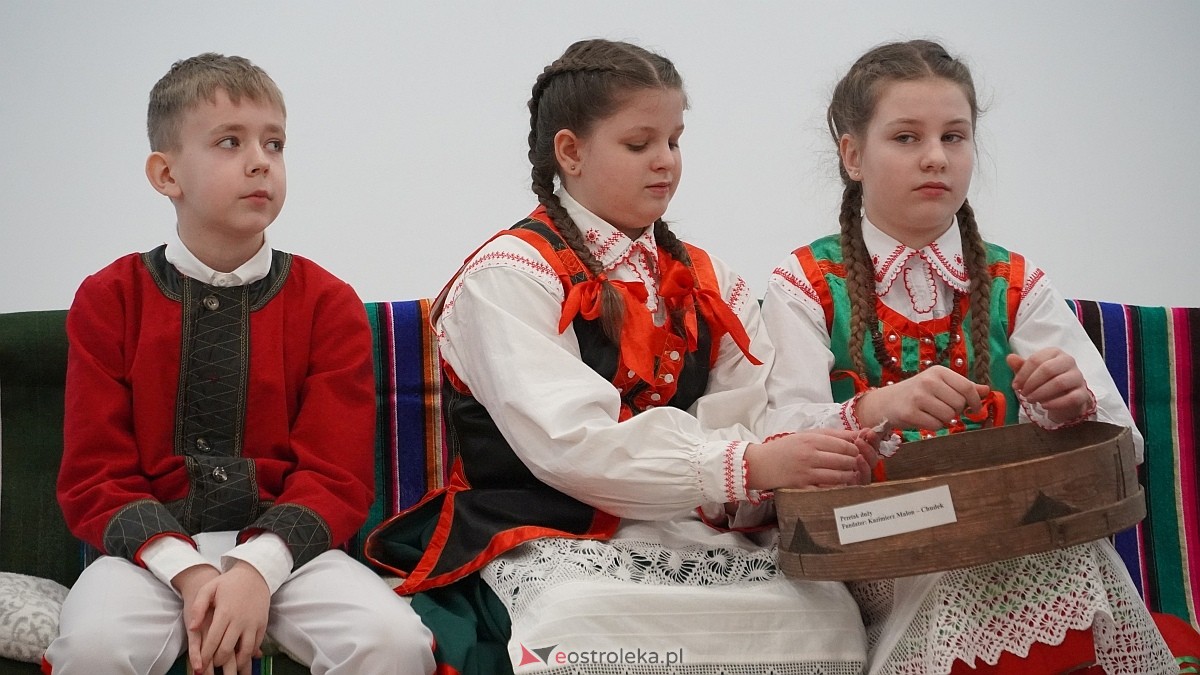 XIX przegląd folklorystyczny Darcie pierza [27.02.2025] - zdjęcie #27 - eOstroleka.pl