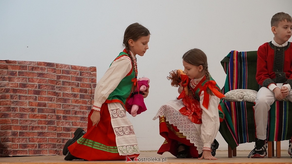 XIX przegląd folklorystyczny Darcie pierza [27.02.2025] - zdjęcie #25 - eOstroleka.pl
