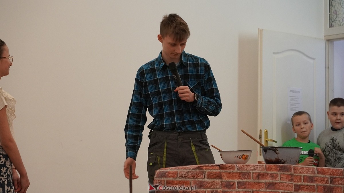 XIX przegląd folklorystyczny Darcie pierza [27.02.2025] - zdjęcie #12 - eOstroleka.pl
