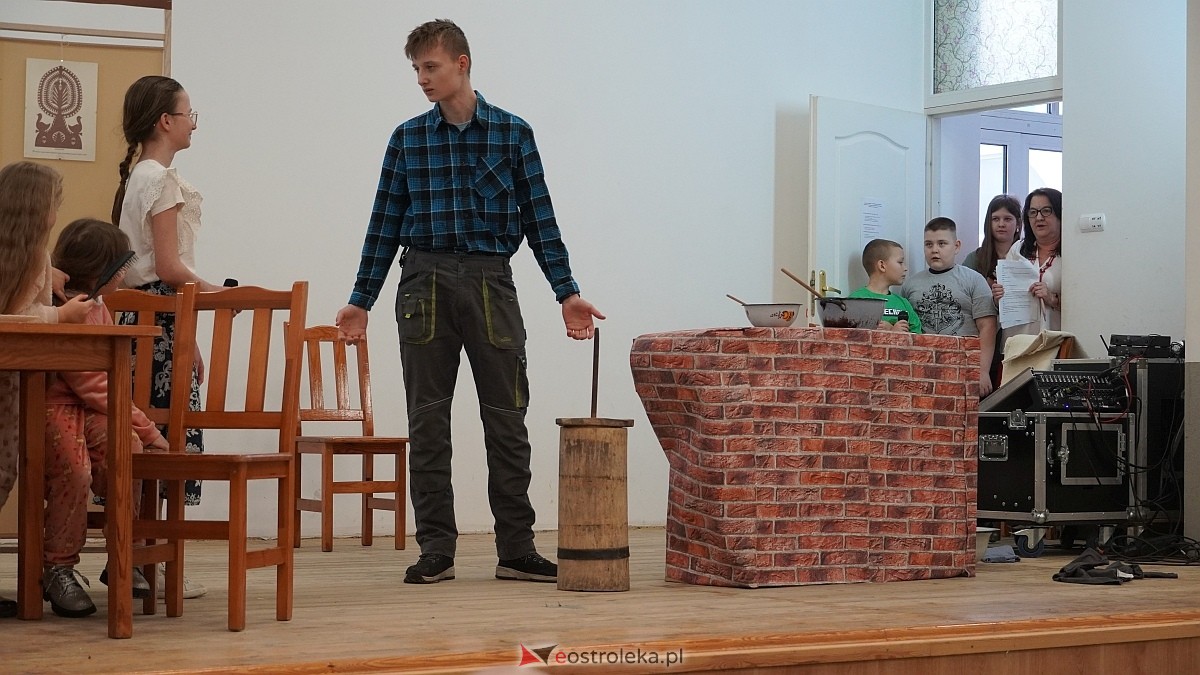 XIX przegląd folklorystyczny Darcie pierza [27.02.2025] - zdjęcie #8 - eOstroleka.pl