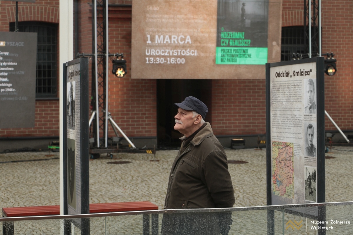 Narodowy Dzień Pamięci Żołnierzy Wyklętych - dzień pierwszy [28.02.2025] - zdjęcie #46 - eOstroleka.pl