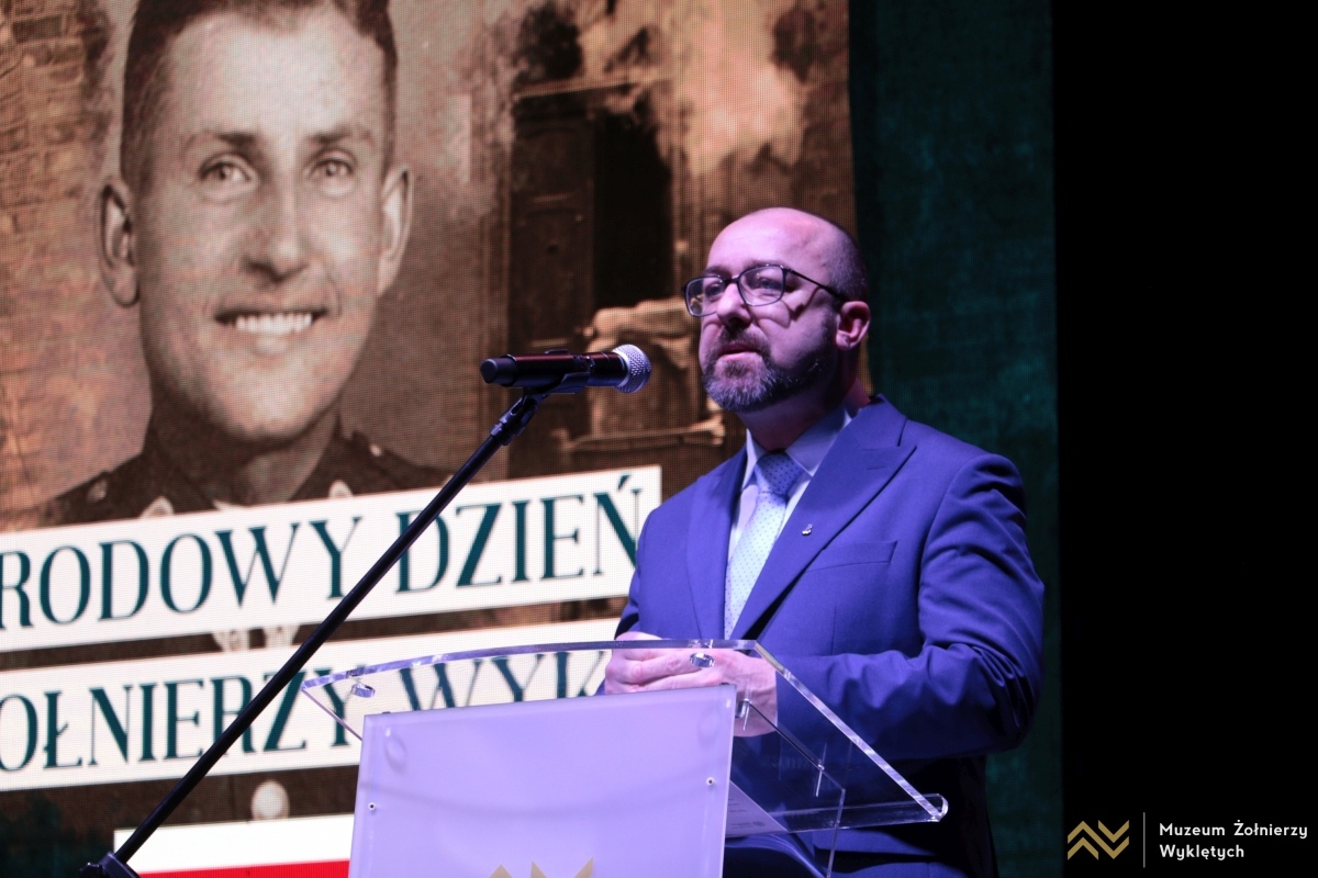 Narodowy Dzień Pamięci Żołnierzy Wyklętych - dzień pierwszy [28.02.2025] - zdjęcie #27 - eOstroleka.pl