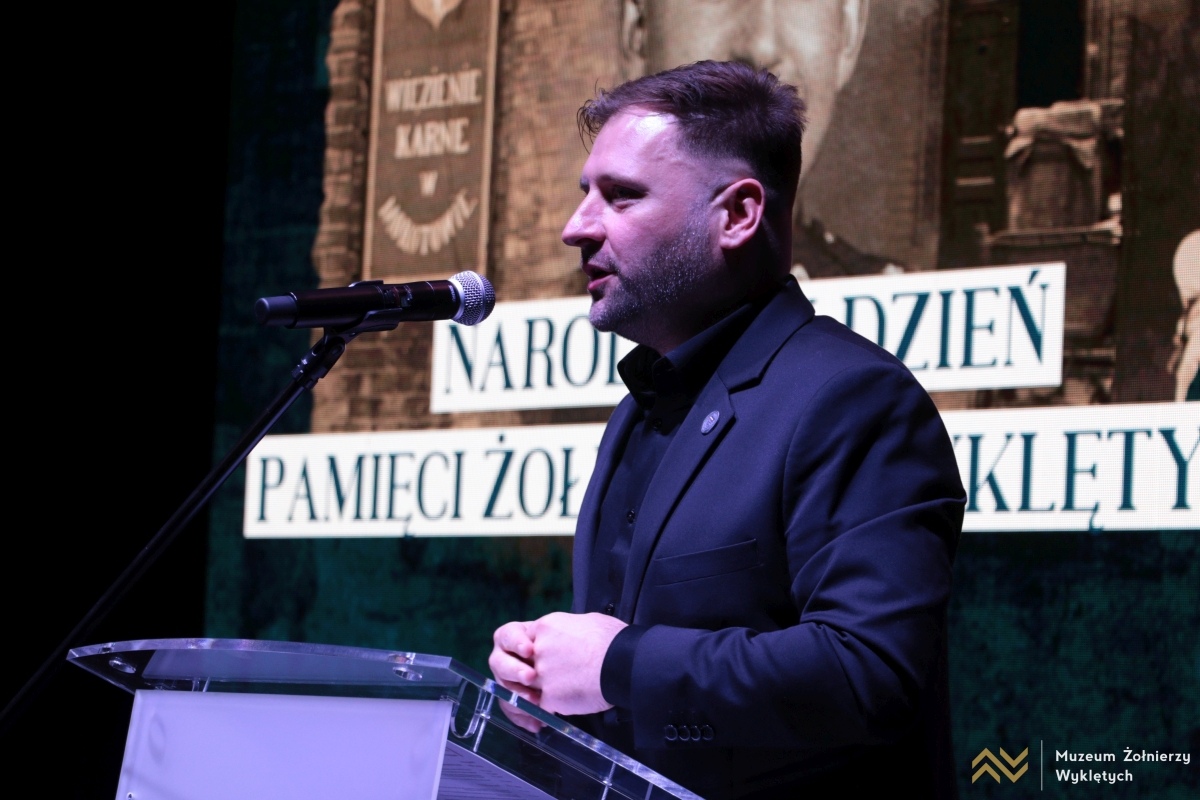 Narodowy Dzień Pamięci Żołnierzy Wyklętych - dzień pierwszy [28.02.2025] - zdjęcie #26 - eOstroleka.pl